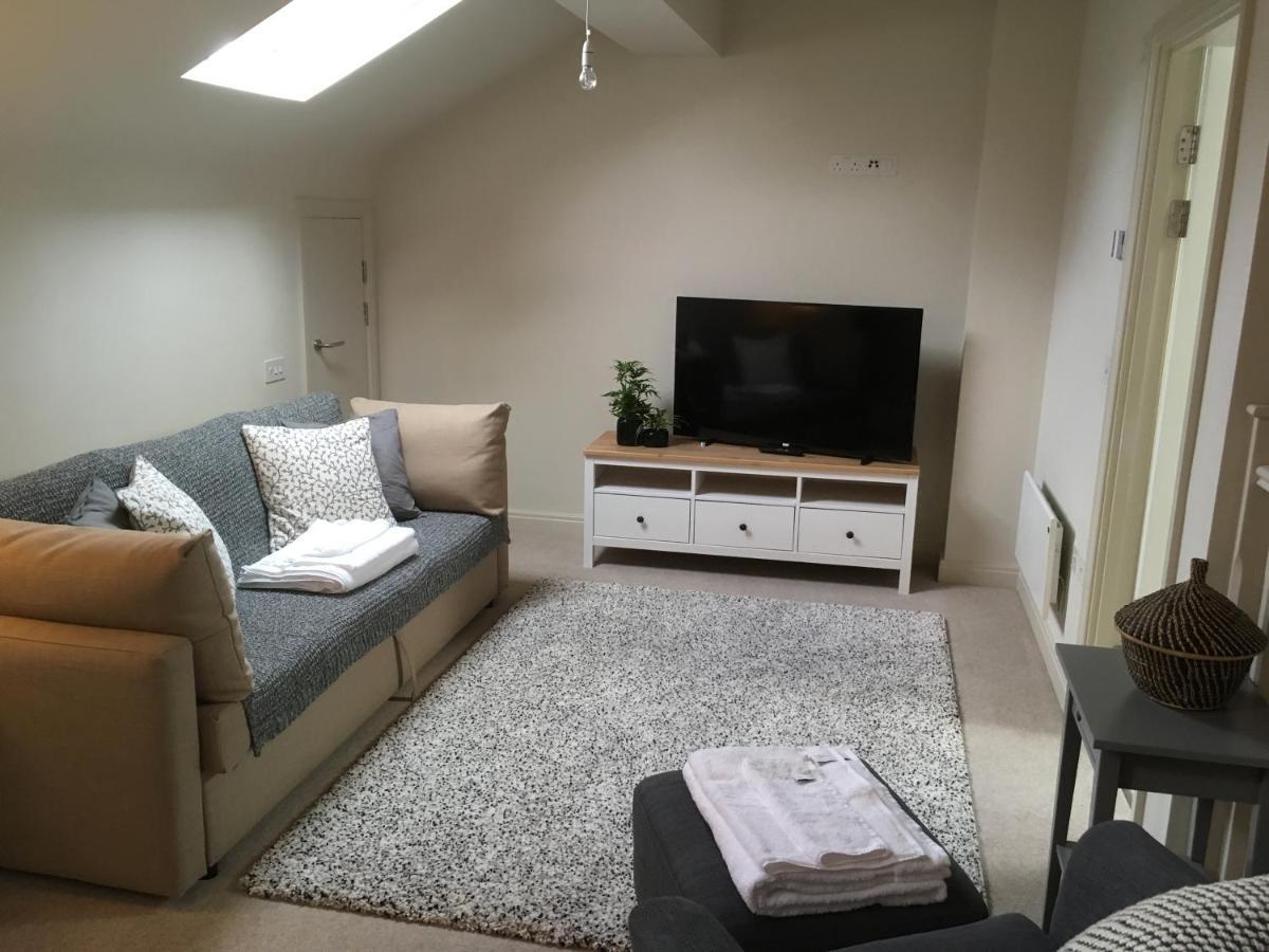 Stylish City Centre Flat ลีดส์ ภายนอก รูปภาพ